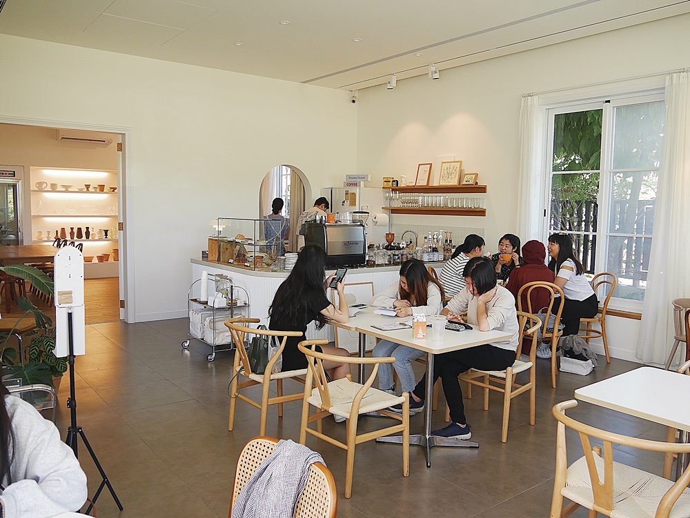 【台東市區】Prozess Flower普羅賽斯花藝咖啡廳┃走進藝術森林，不管怎麼拍都好好看的甜點下午茶┃