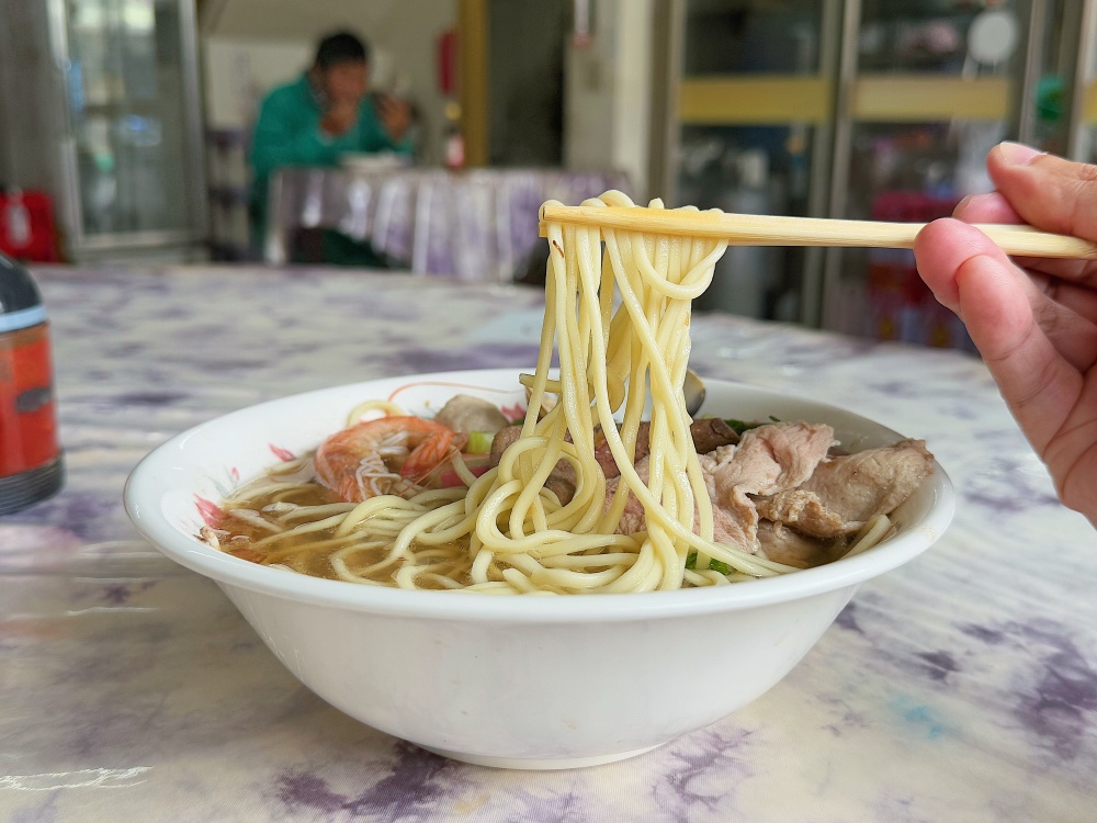 【花蓮瑞穗】永樂食堂┃車站前近百年歷史的小吃部，傳承於日治時期的招牌什錦麵┃