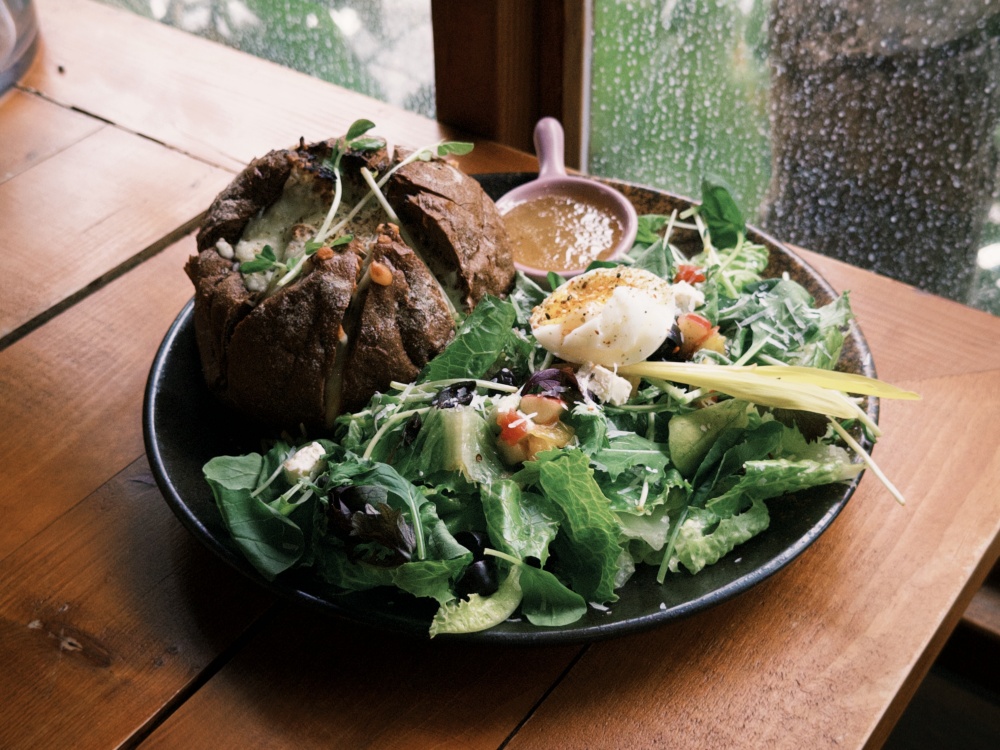 【花蓮市區】take a bread┃飲控也能自組健康組合，大份量歐式麵包早午餐盤┃