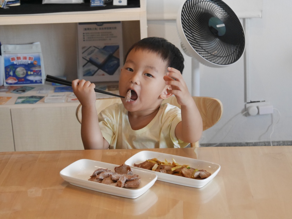 【花蓮遊記】洄遊吧食魚體驗館┃當季洄游魚見面會,半日親子摸魚行程推薦┃ 【花蓮遊記】洄遊吧食魚體驗館┃當季洄游魚見面會,半日親子摸魚行程推薦┃