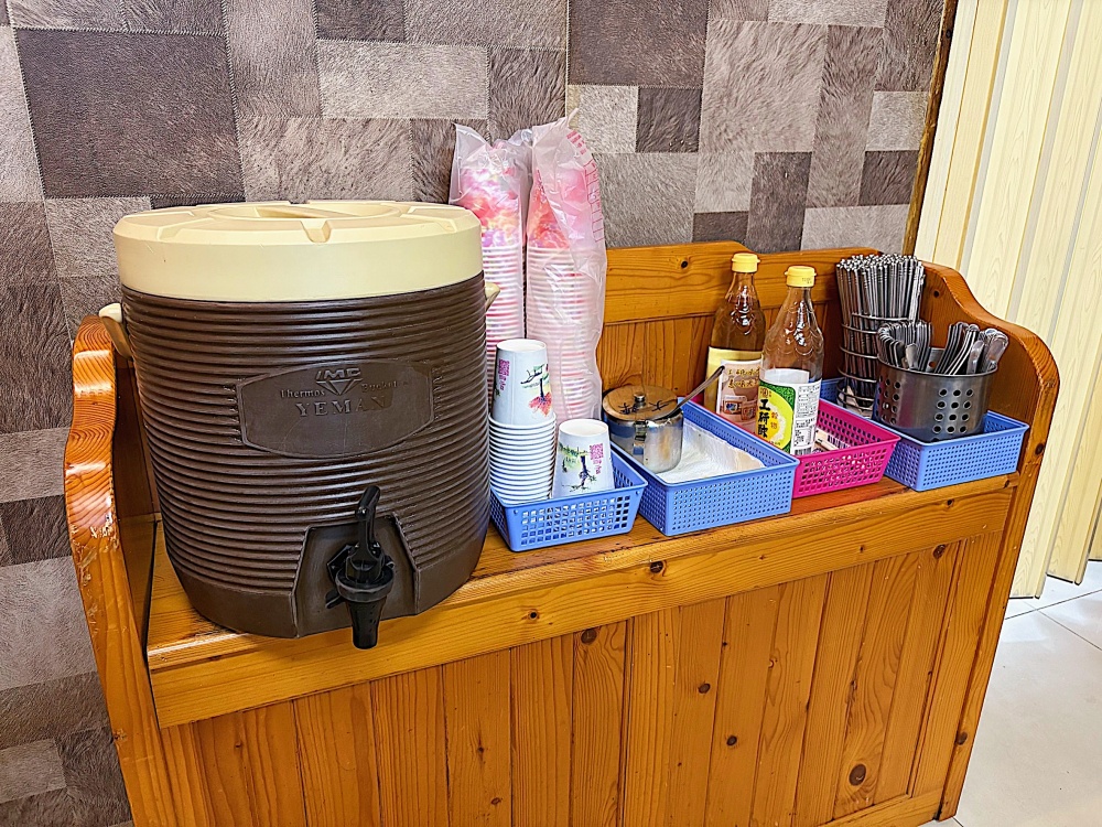 【花蓮壽豐】伊均蘭州拉麵┃一清、二白、三紅、四綠、五黃,東華大學必吃特色麵食┃ 【花蓮壽豐】伊均蘭州拉麵┃一清、二白、三紅、四綠、五黃,東華大學必吃特色麵食┃