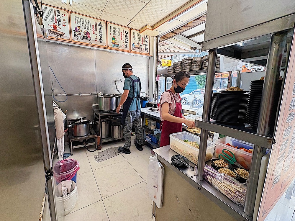 【花蓮壽豐】伊均蘭州拉麵┃一清、二白、三紅、四綠、五黃,東華大學必吃特色麵食┃ 【花蓮壽豐】伊均蘭州拉麵┃一清、二白、三紅、四綠、五黃,東華大學必吃特色麵食┃