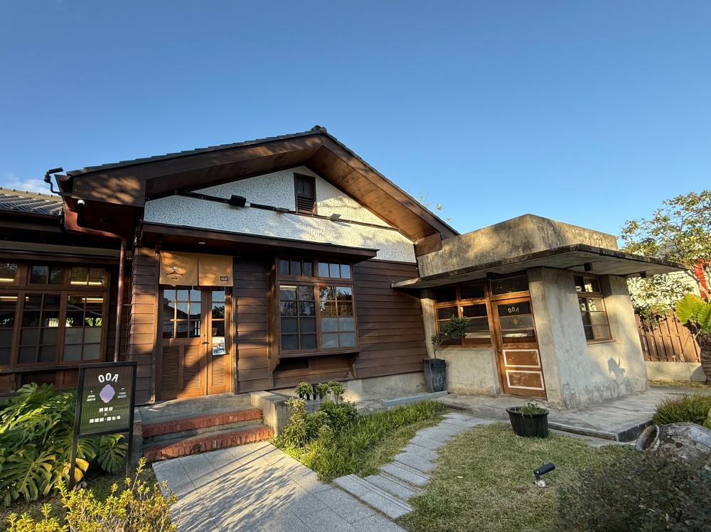 【花蓮市區】OOA將軍府×陳耀訓・麵包埠┃世界冠軍麵包的在地聯名,必吃金沙芋泥可頌┃ 【花蓮市區】OOA將軍府×陳耀訓・麵包埠┃世界冠軍麵包的在地聯名,必吃金沙芋泥可頌┃