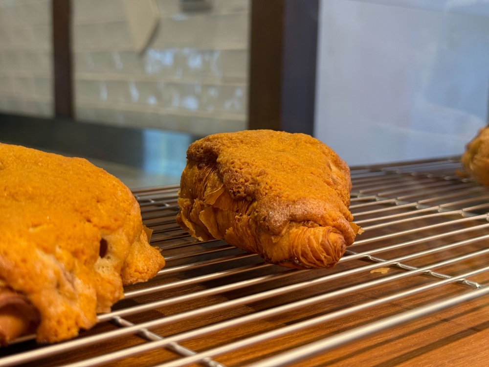 【花蓮市區】OOA將軍府×陳耀訓・麵包埠┃世界冠軍麵包的在地聯名,必吃金沙芋泥可頌┃ 【花蓮市區】OOA將軍府×陳耀訓・麵包埠┃世界冠軍麵包的在地聯名,必吃金沙芋泥可頌┃