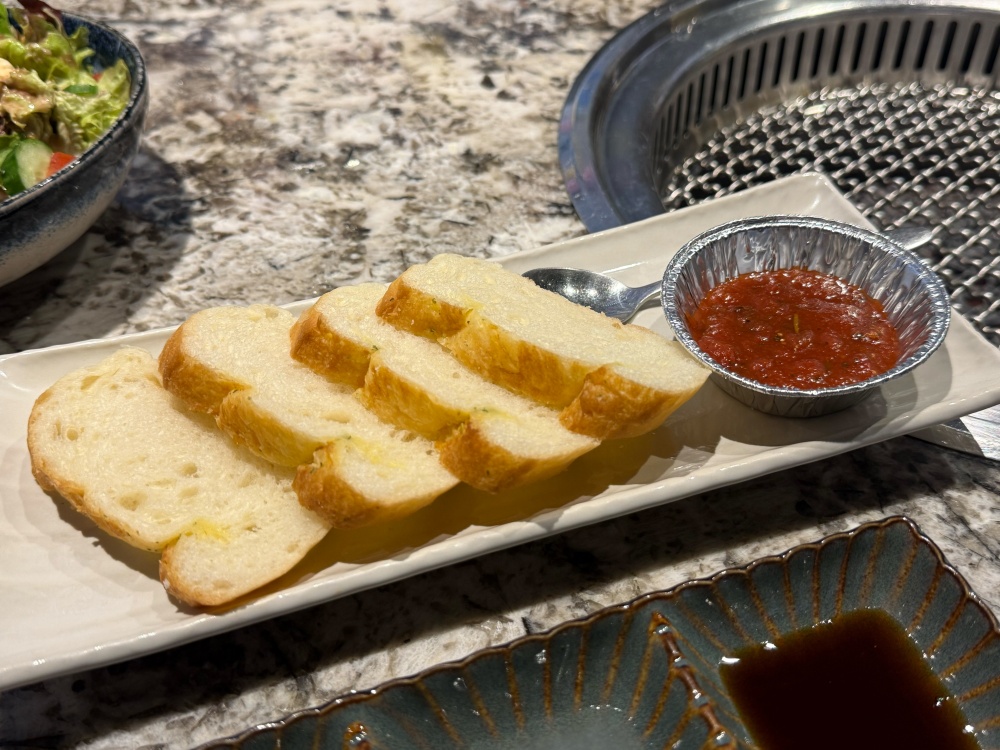 【花蓮新城】海．燒肉┃隱身巷弄內的質感燒肉，七星潭海岸旁的A5和牛極致饗宴┃